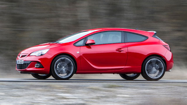 Vauxhall_Astra_GTC_02