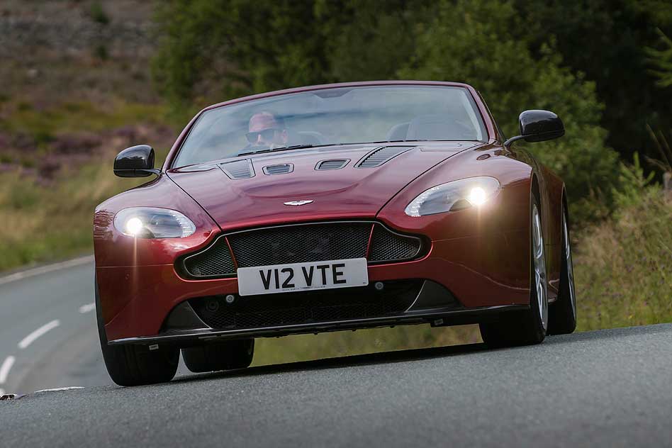 Aston Martin V12 Vantage S Roadster