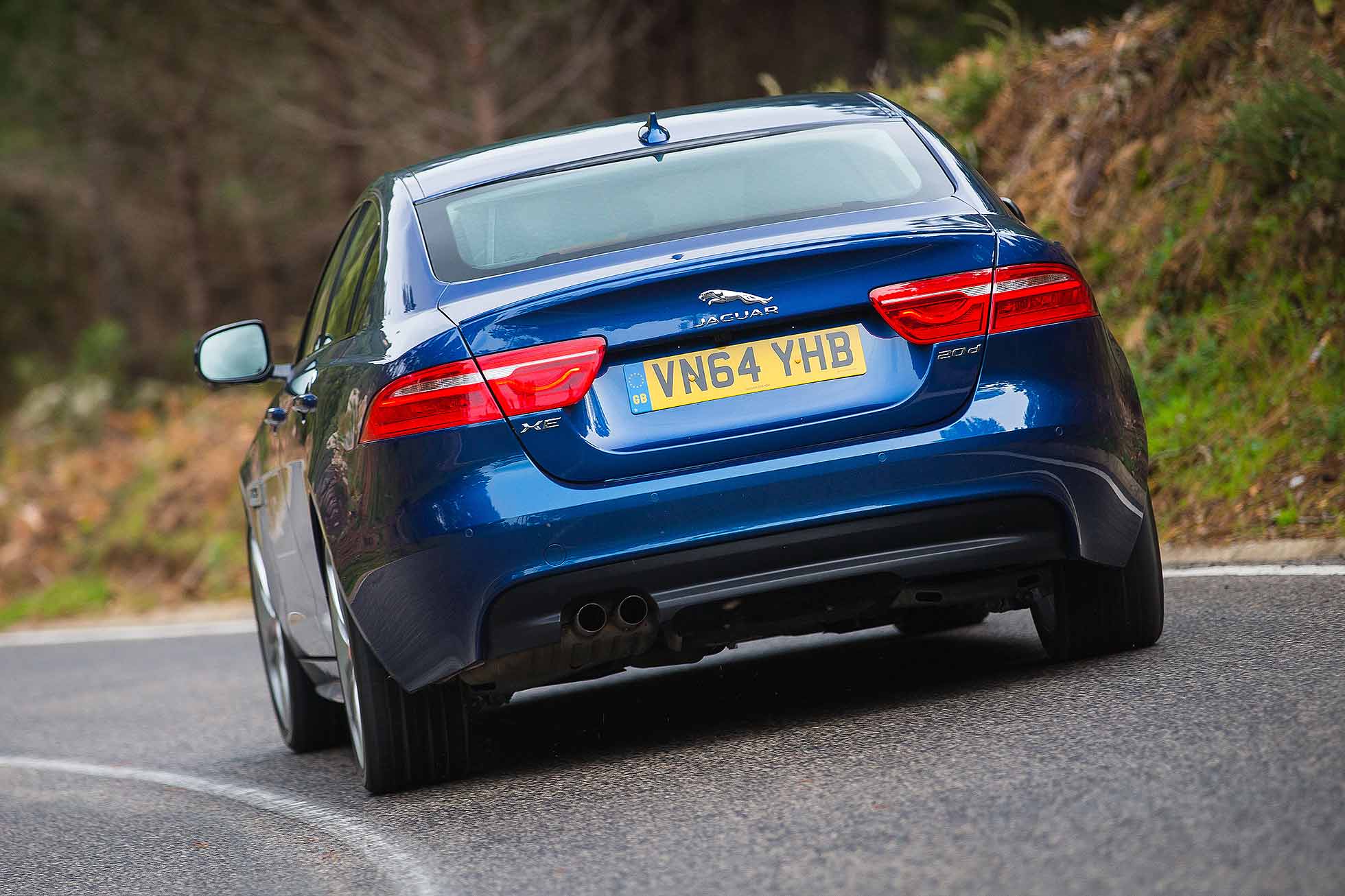 Jaguar XE 2015 prototype