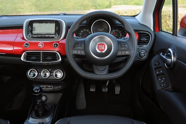 03_Fiat_500X_UK_FD_Fiat