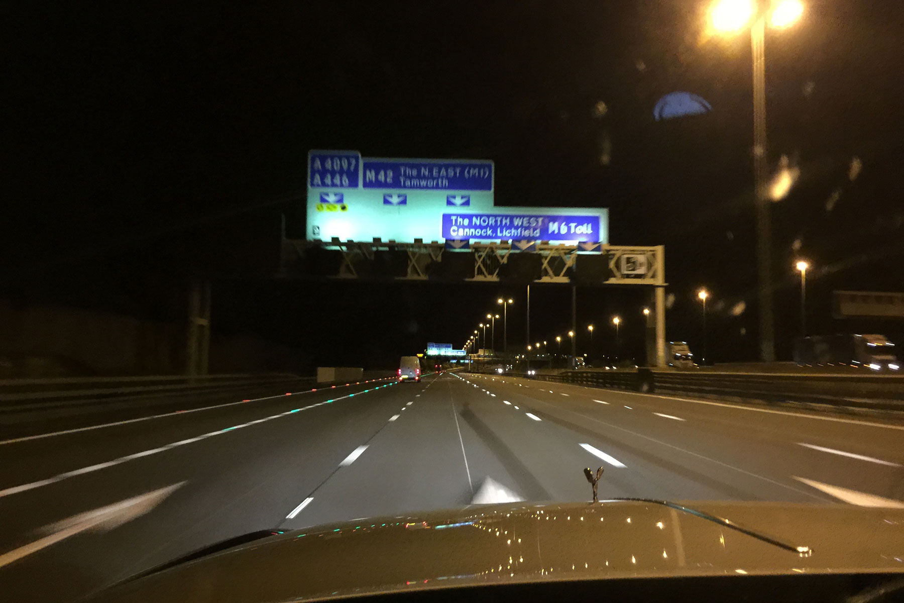 Rolls-Royce Wraith on M6