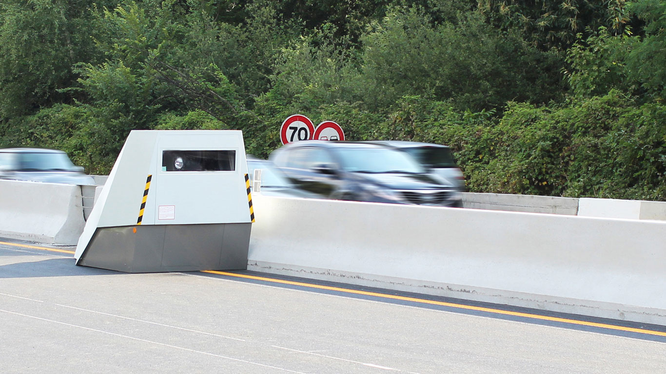 Vitronic autonomous speed camera