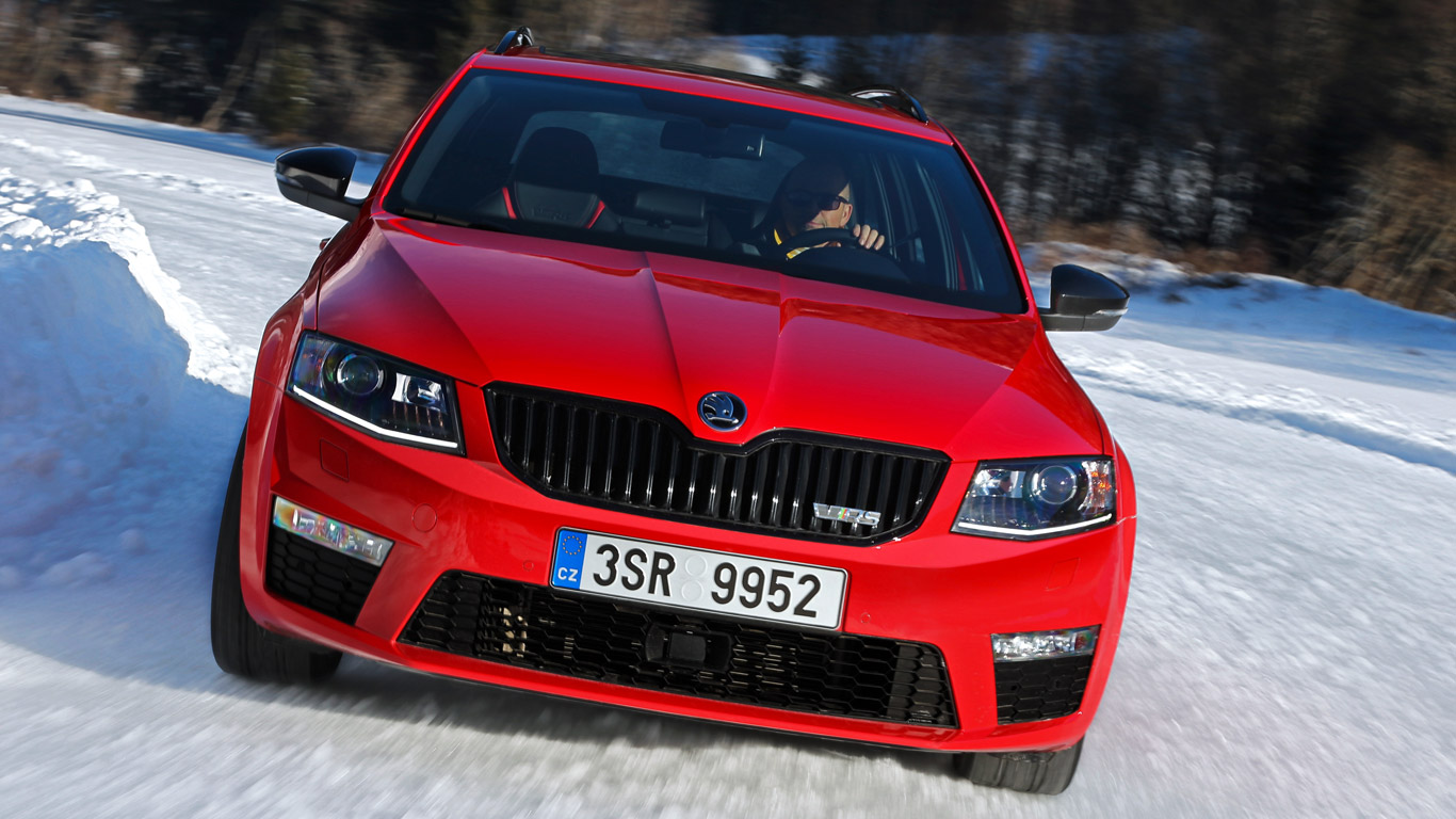 Skoda Octavia 4x4 vRS: Two-Minute Road Test winter special