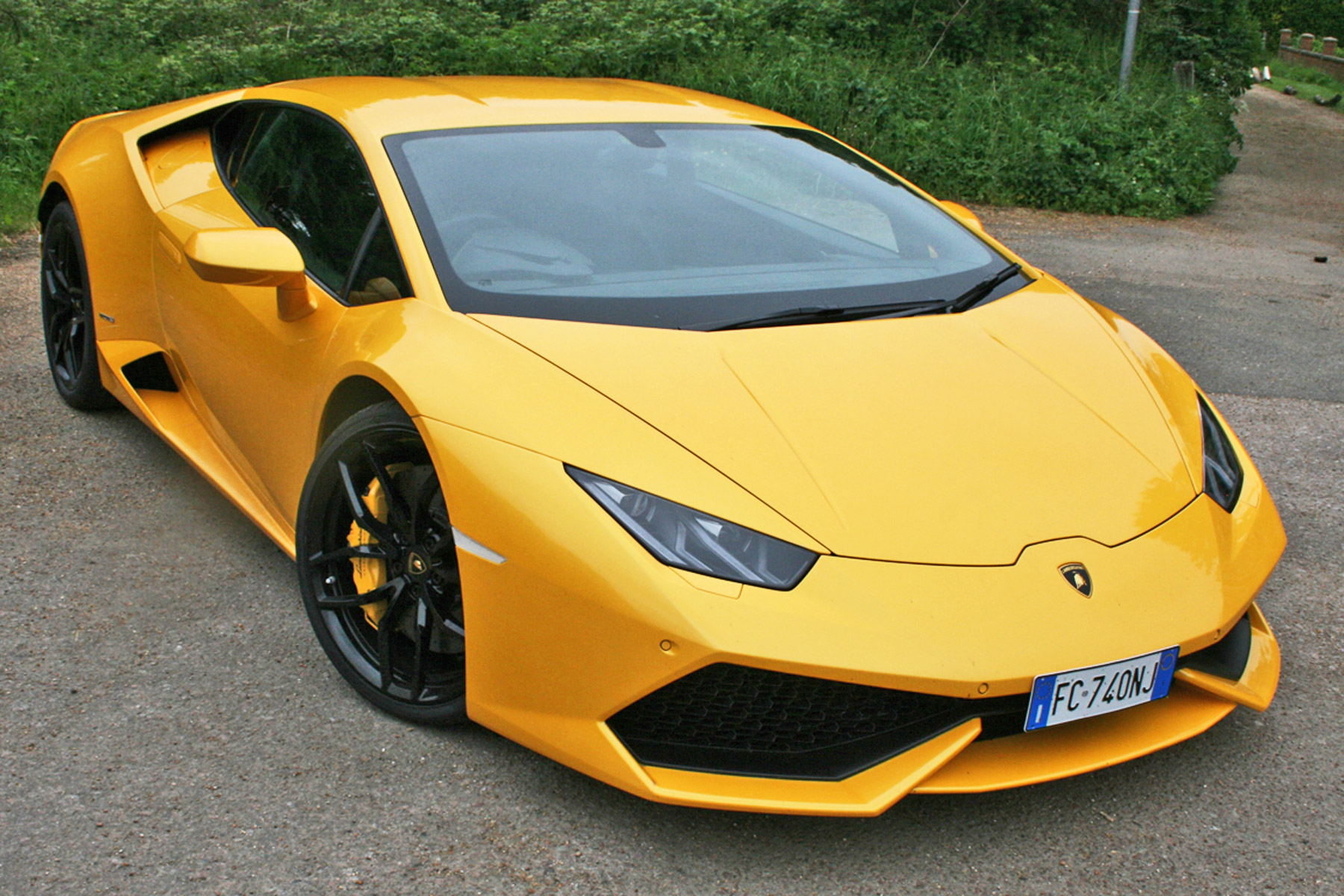 Lamborghini Huracan: Two-Minute Road Test