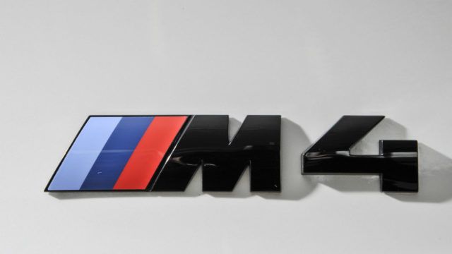 BMW M4 Competition Pack