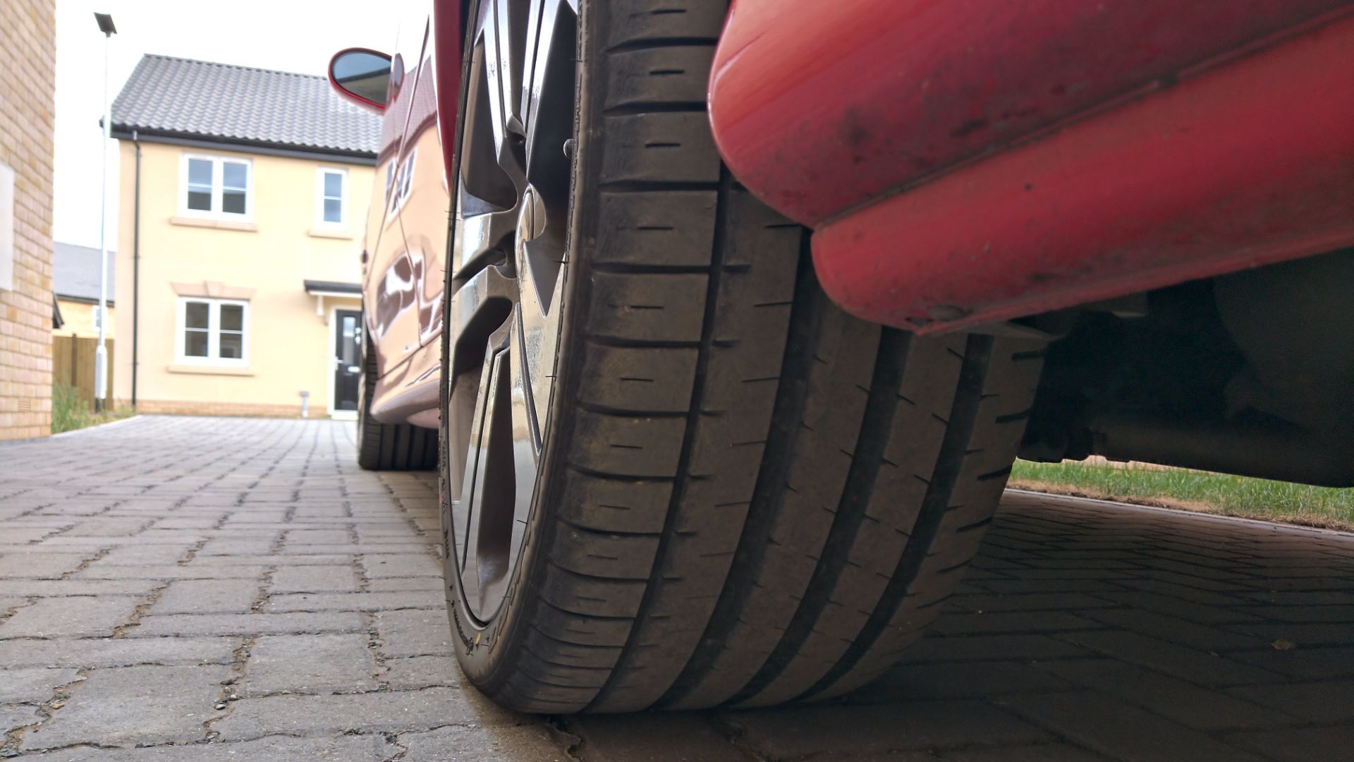 How to buy the right tyres for your car