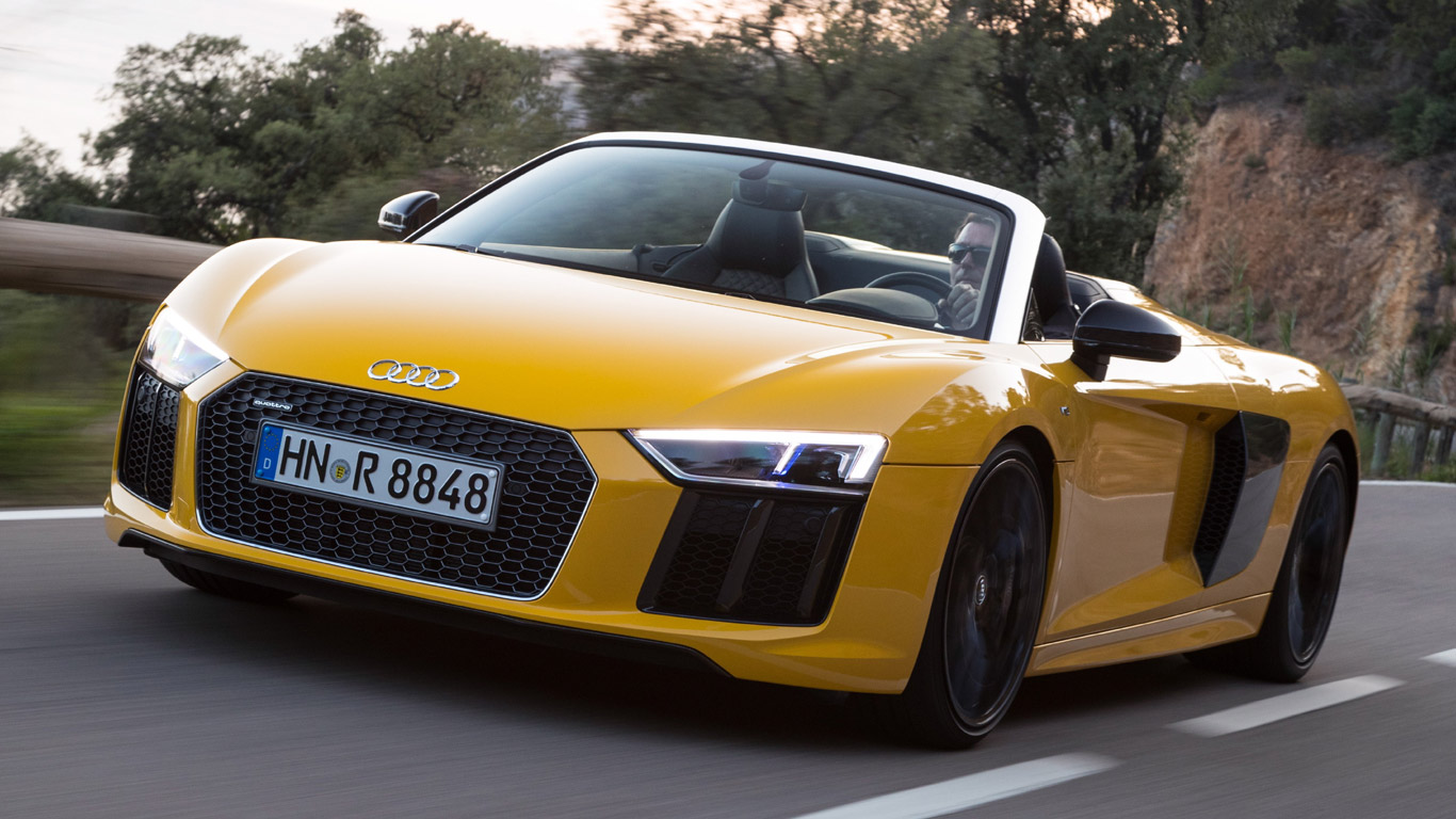 2016 Audi R8 Spyder review: open-air V10 thunder