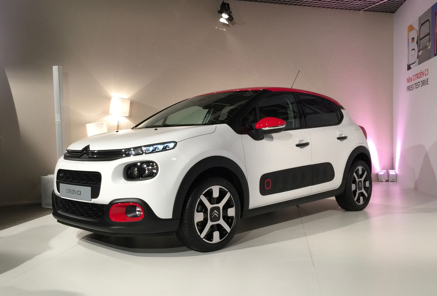 02_citroen_c3_review