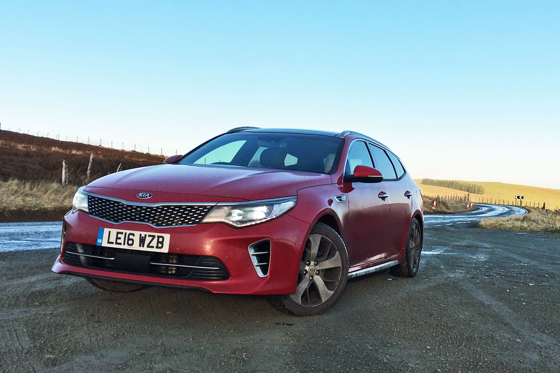 Update 2: Everything we rate (and hate) about the Kia Optima SW