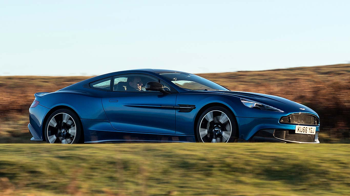 Aston Martin Vanquish S (2017)