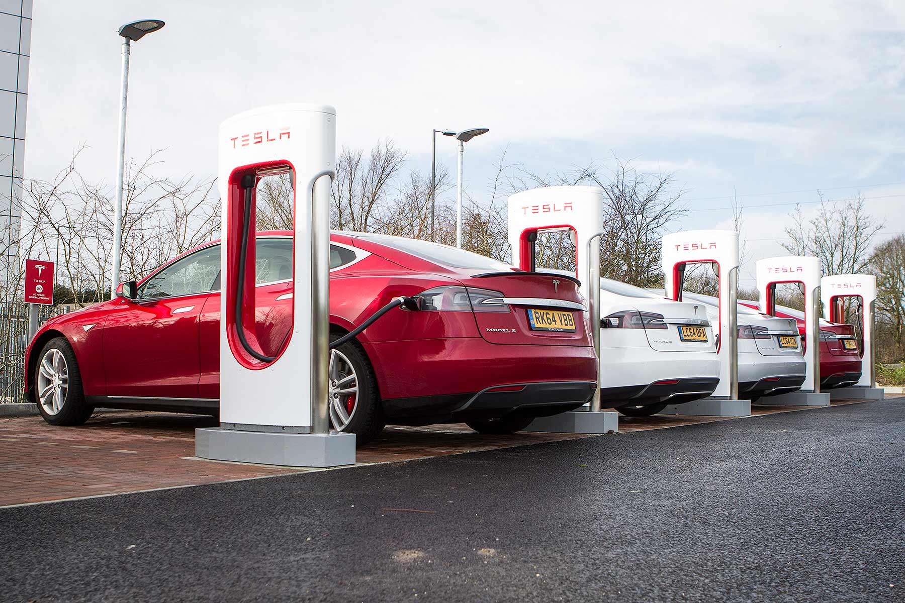 Tesla Supercharger line-up