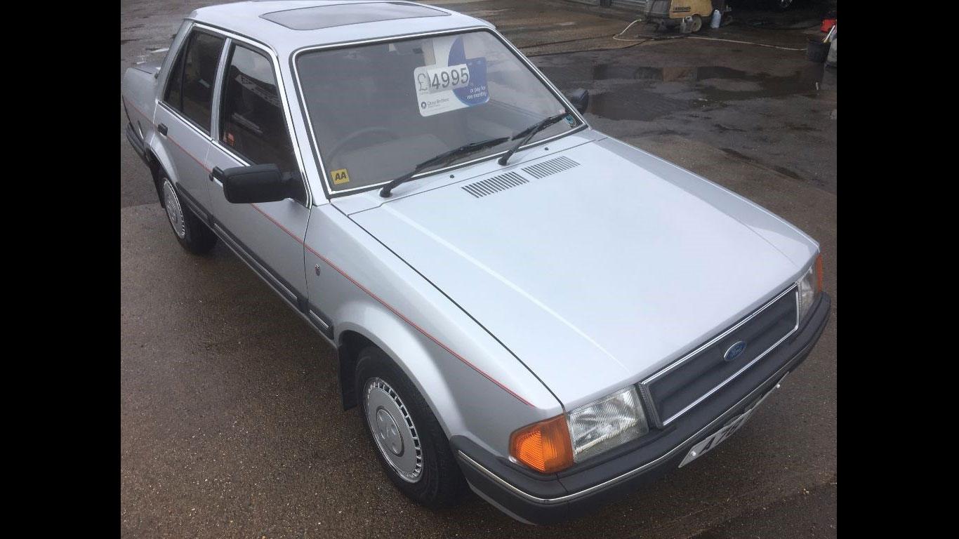 Ford Orion 1.6 Ghia: £4,995