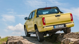 Posh Navara: Mercedes-Benz X-Class pick-up revealed