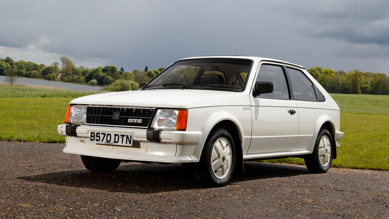 Ford vs. Vauxhall: retro hot hatch showdown