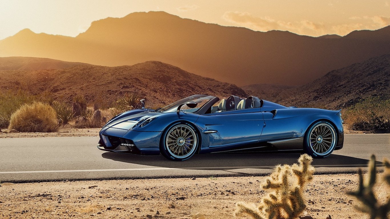 19. Pagani - @paganiautomobili - 2.057m