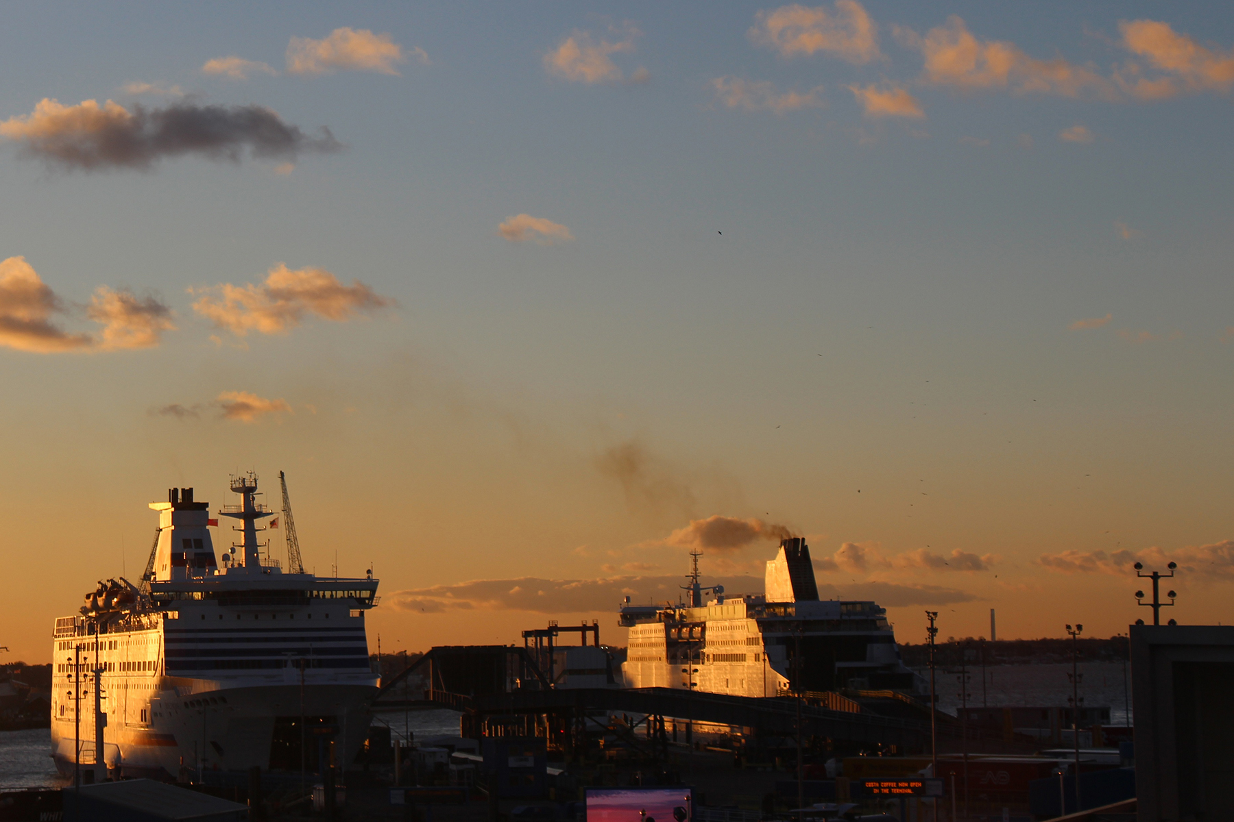 Driving to France: ferry or Eurotunnel?