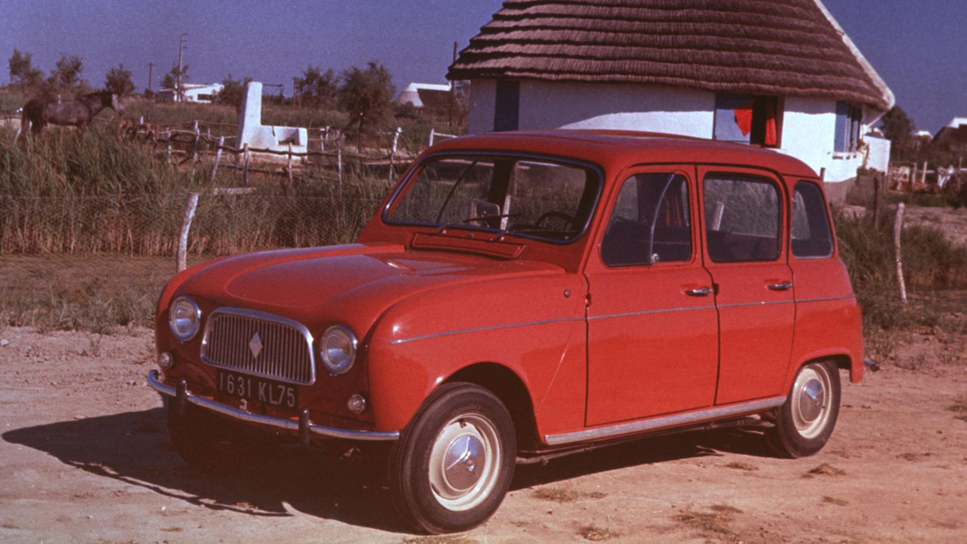 1962: Renault 4