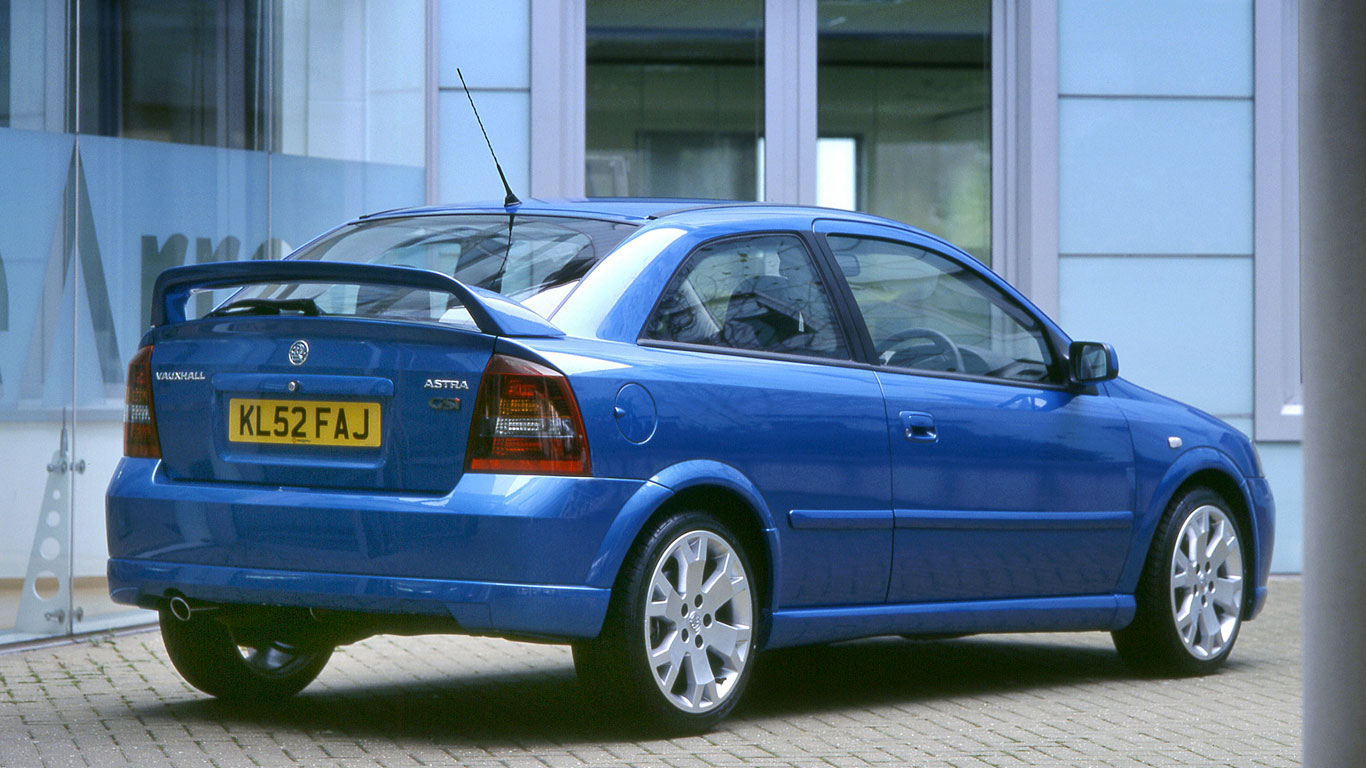 Ford vs. Vauxhall: retro hot hatch showdown