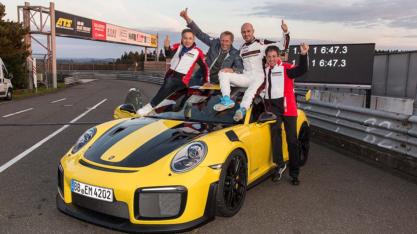 Porsche 911 GT2 RS Nurburgring record run 2017