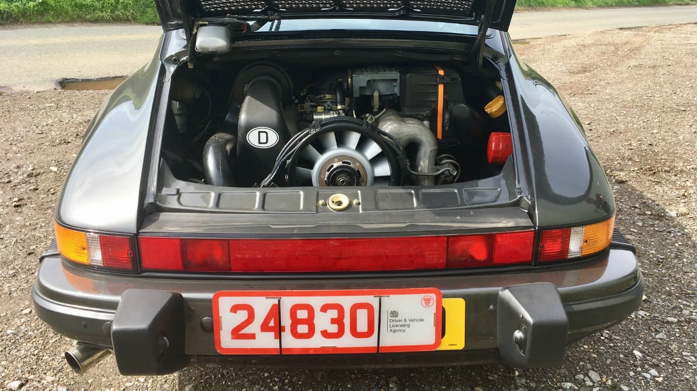 Porsche 911 Carrera 3.2