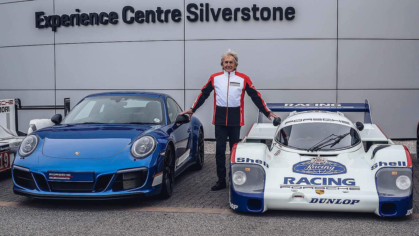 Porsche 911 Le Mans Legends Derek Bell