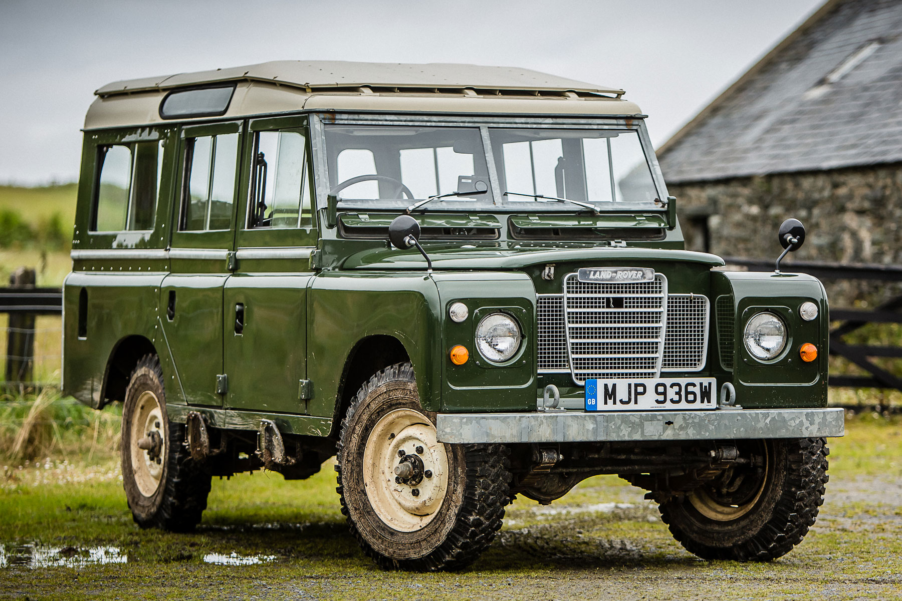 Land Rover Defender: driving 70 years of history