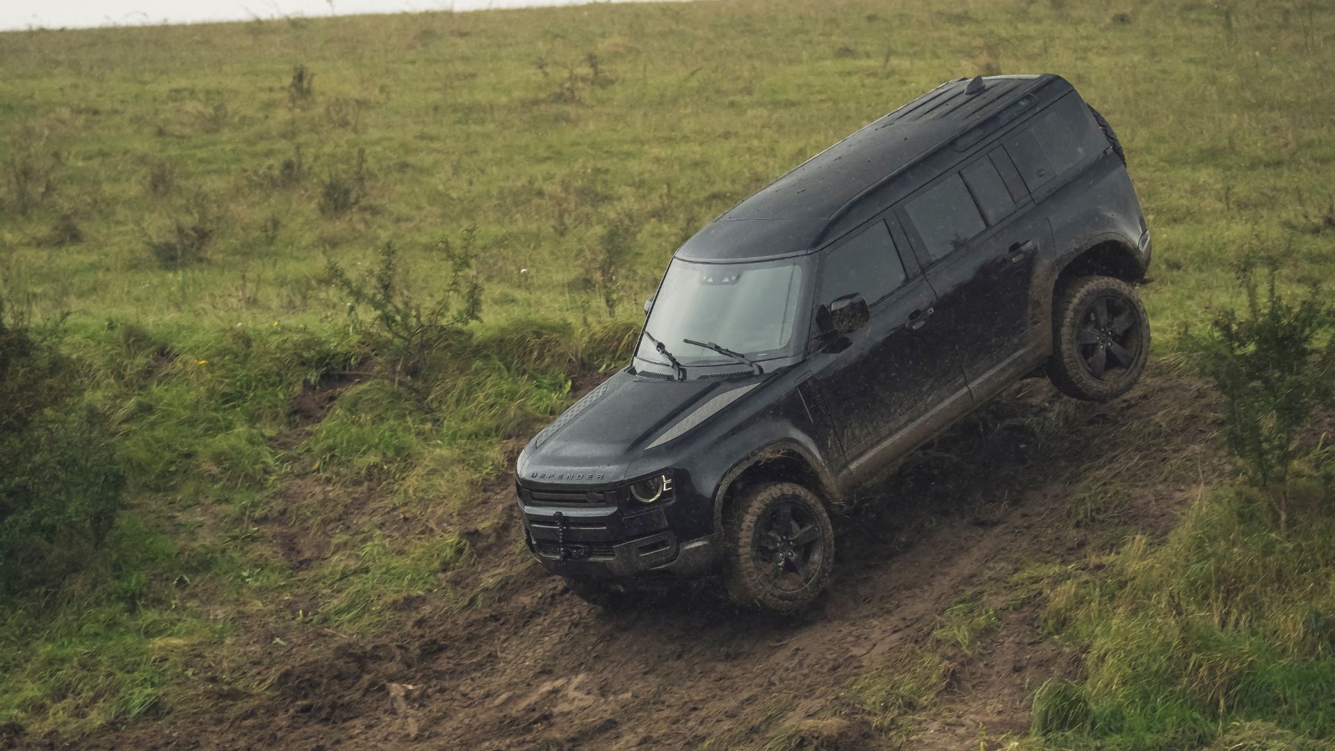 Land Rover Defender No Time To Die