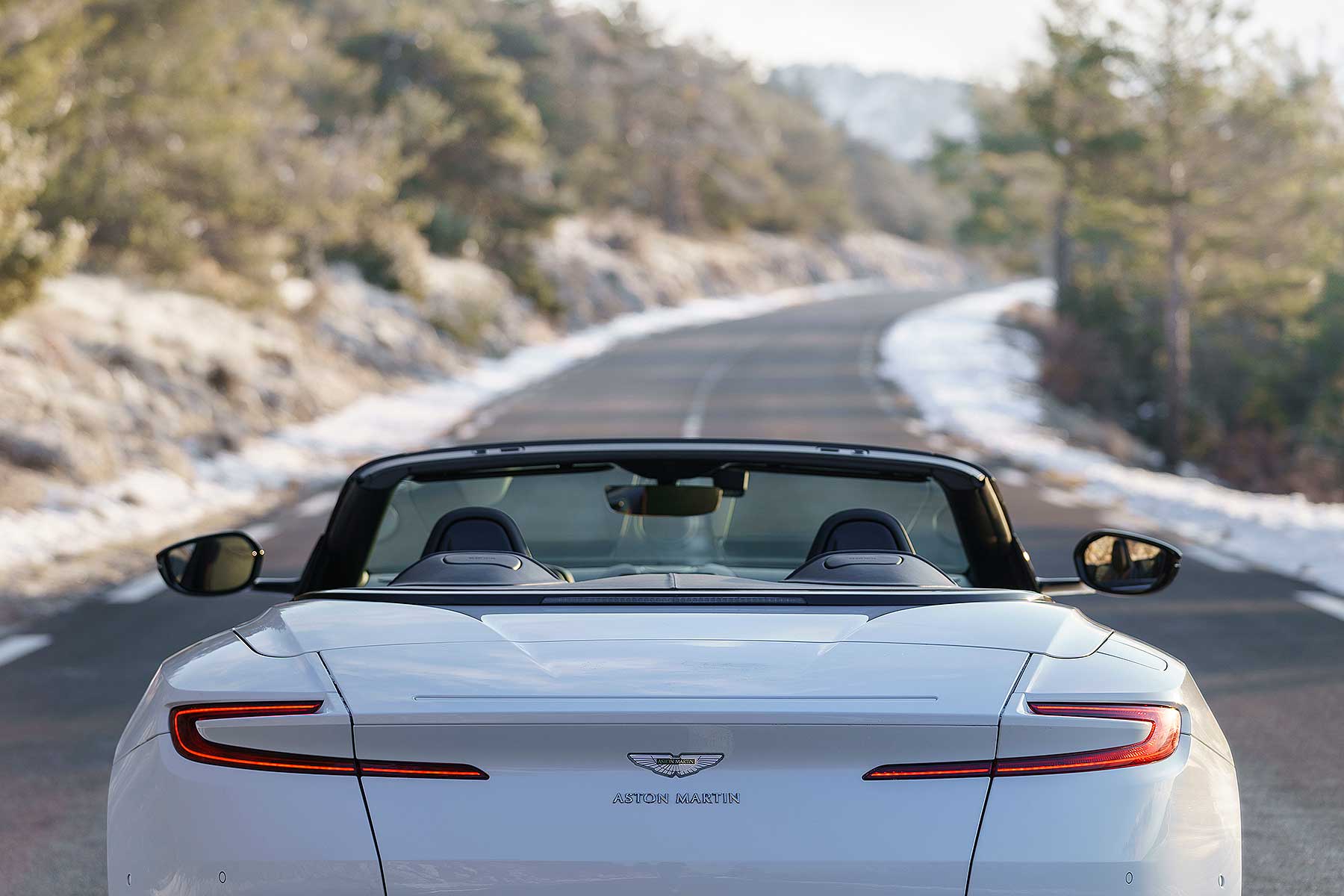 2018 Aston Martin DB11 Volante