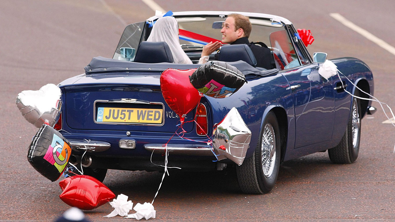 Royal wedding cars of the world