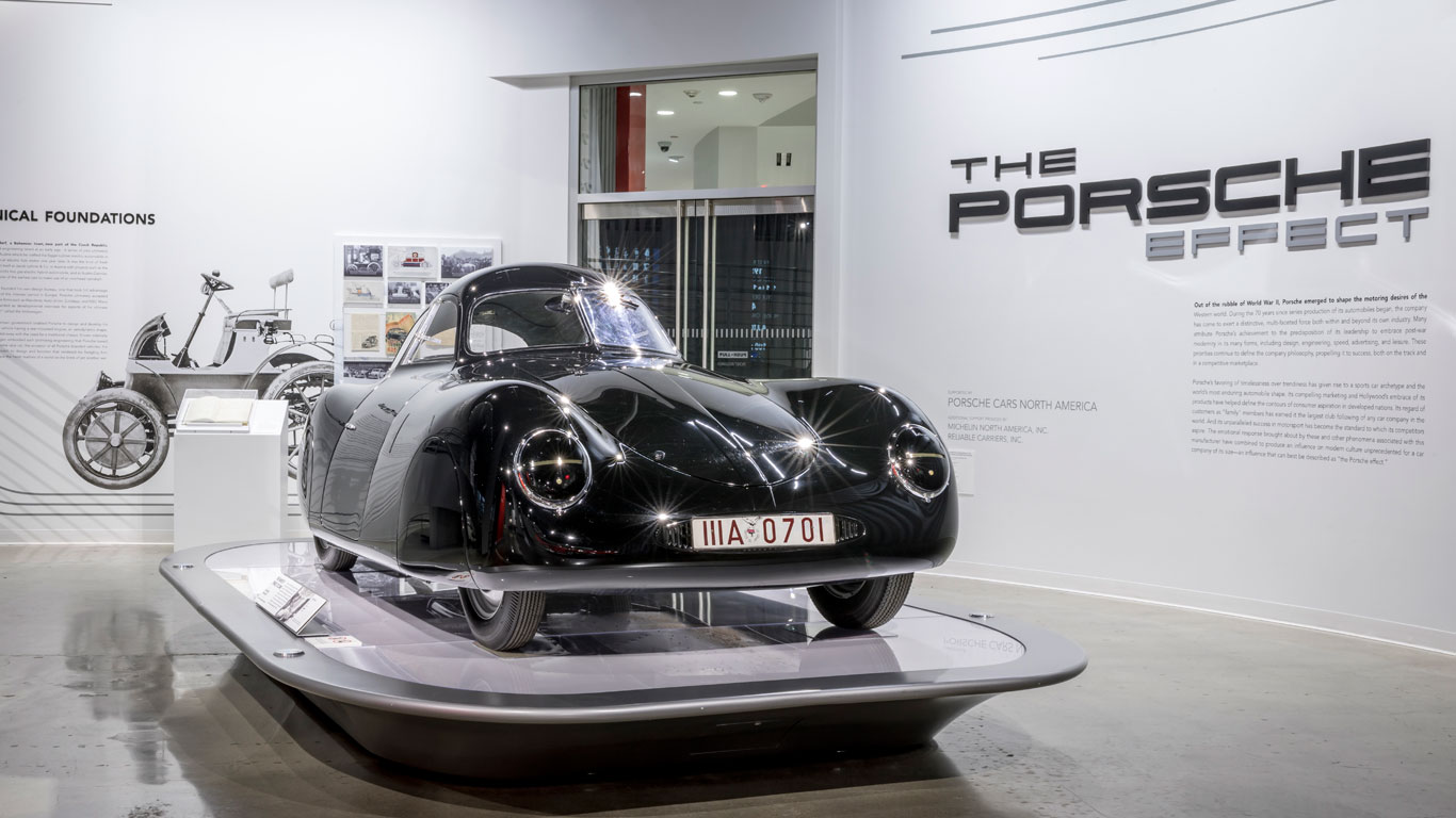 Porsche Passion: an incredible sports car collection