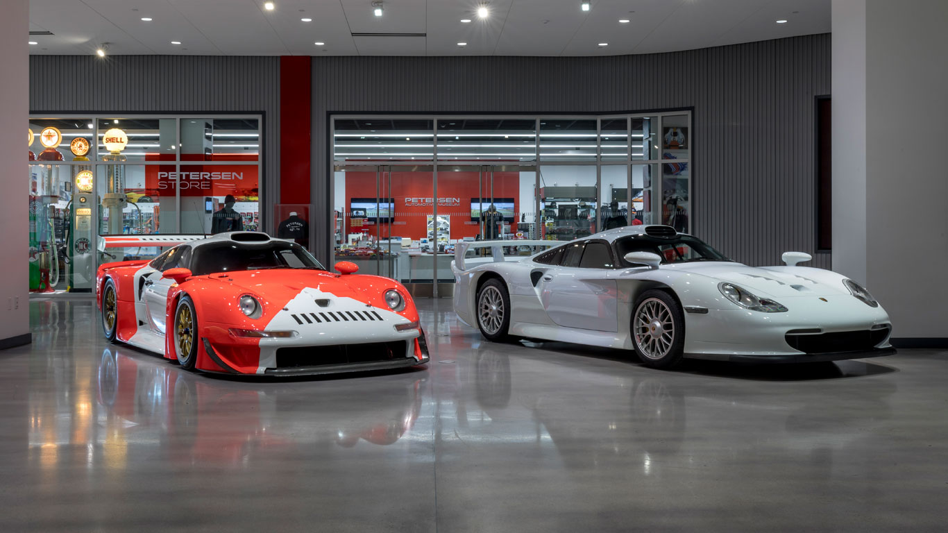 Porsche Passion: an incredible sports car collection