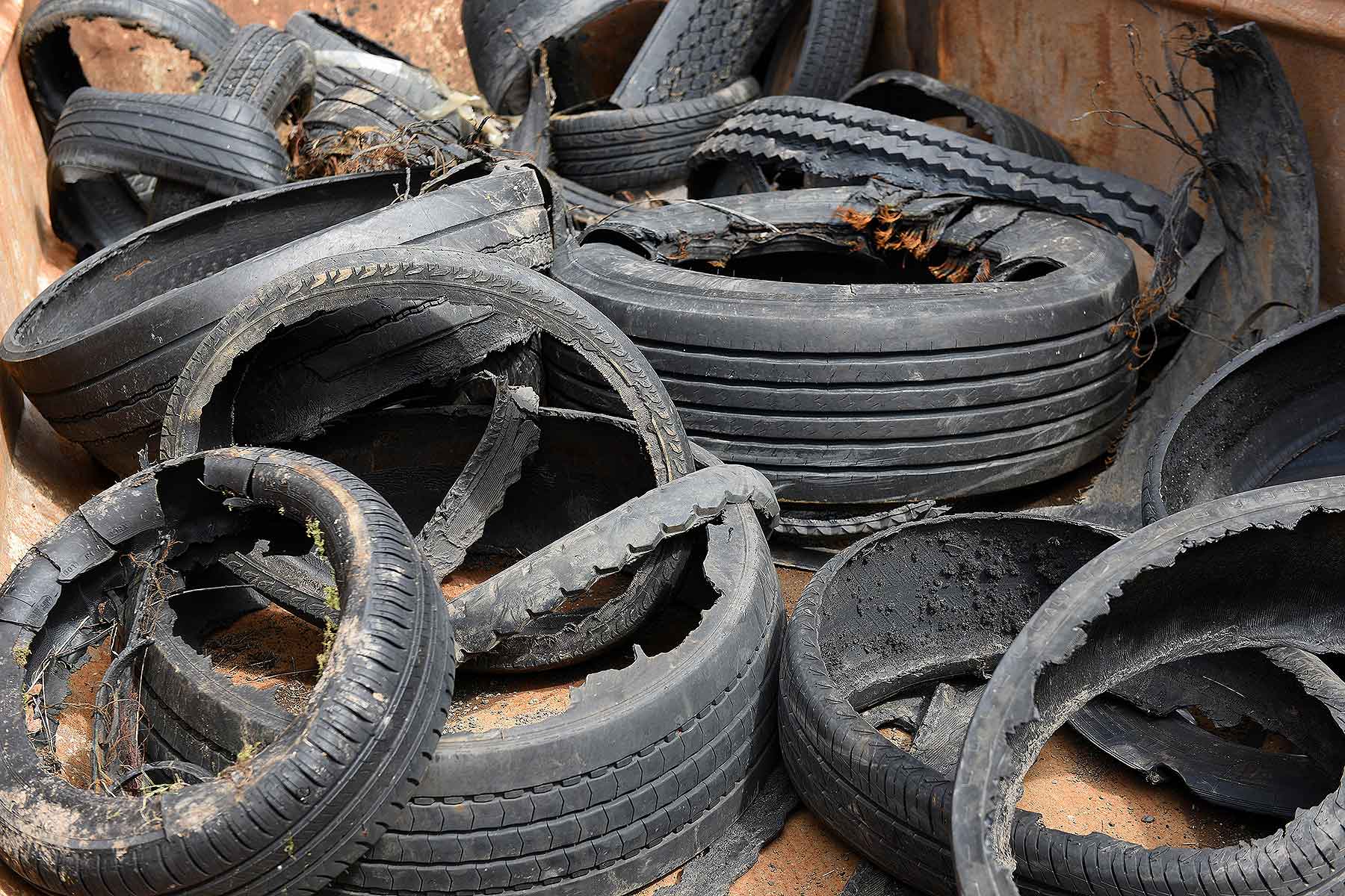 Highways England and Bridgestone tyre investigation