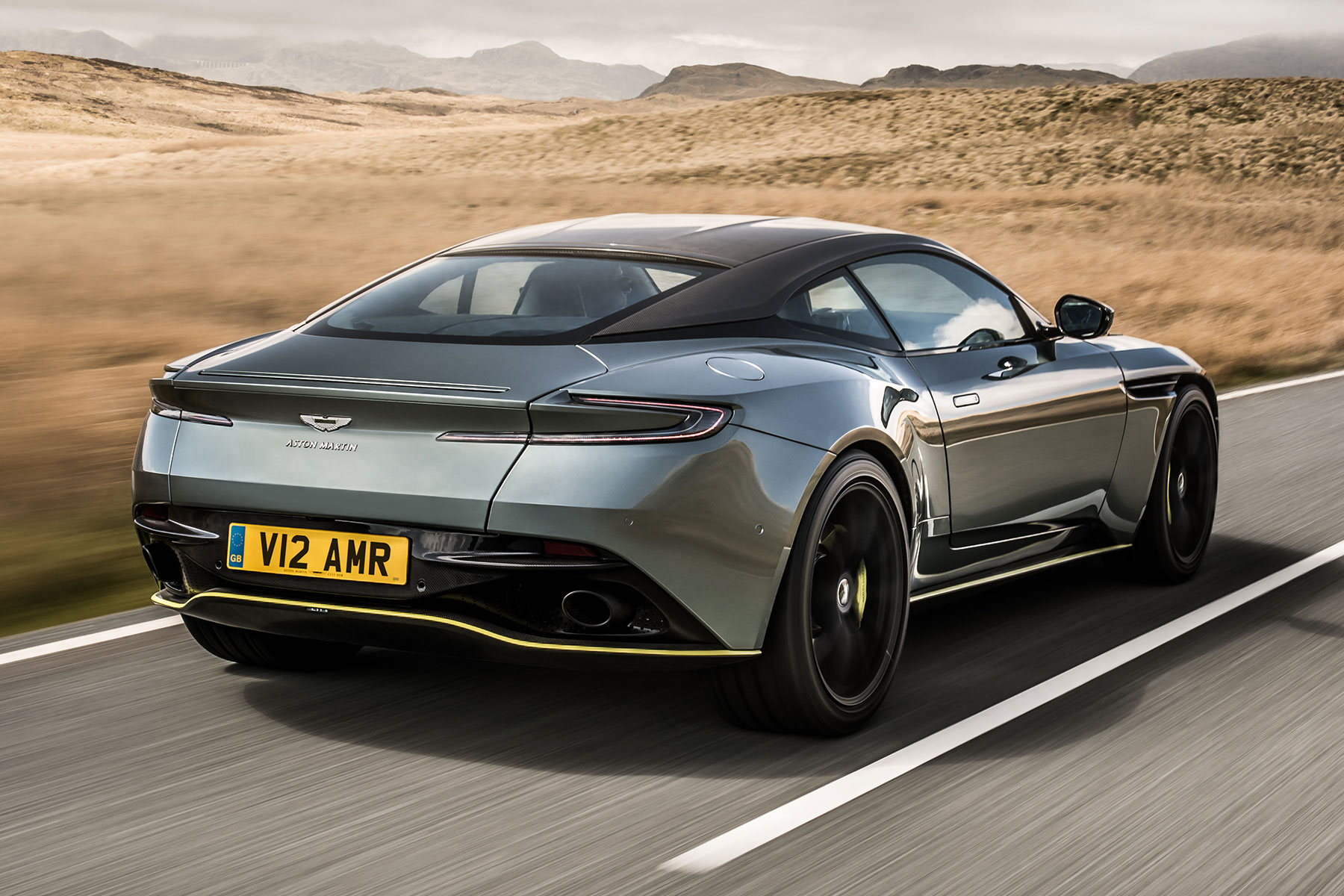 Aston Martin DB11 AMR