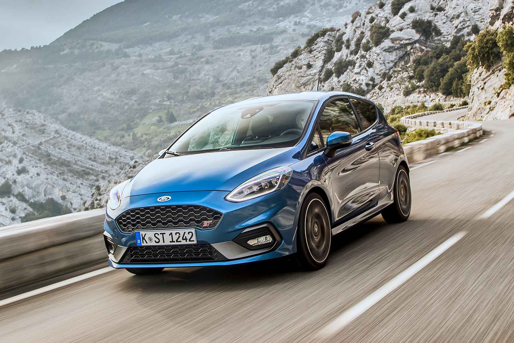 2018 Ford Fiesta ST in Performance Blue