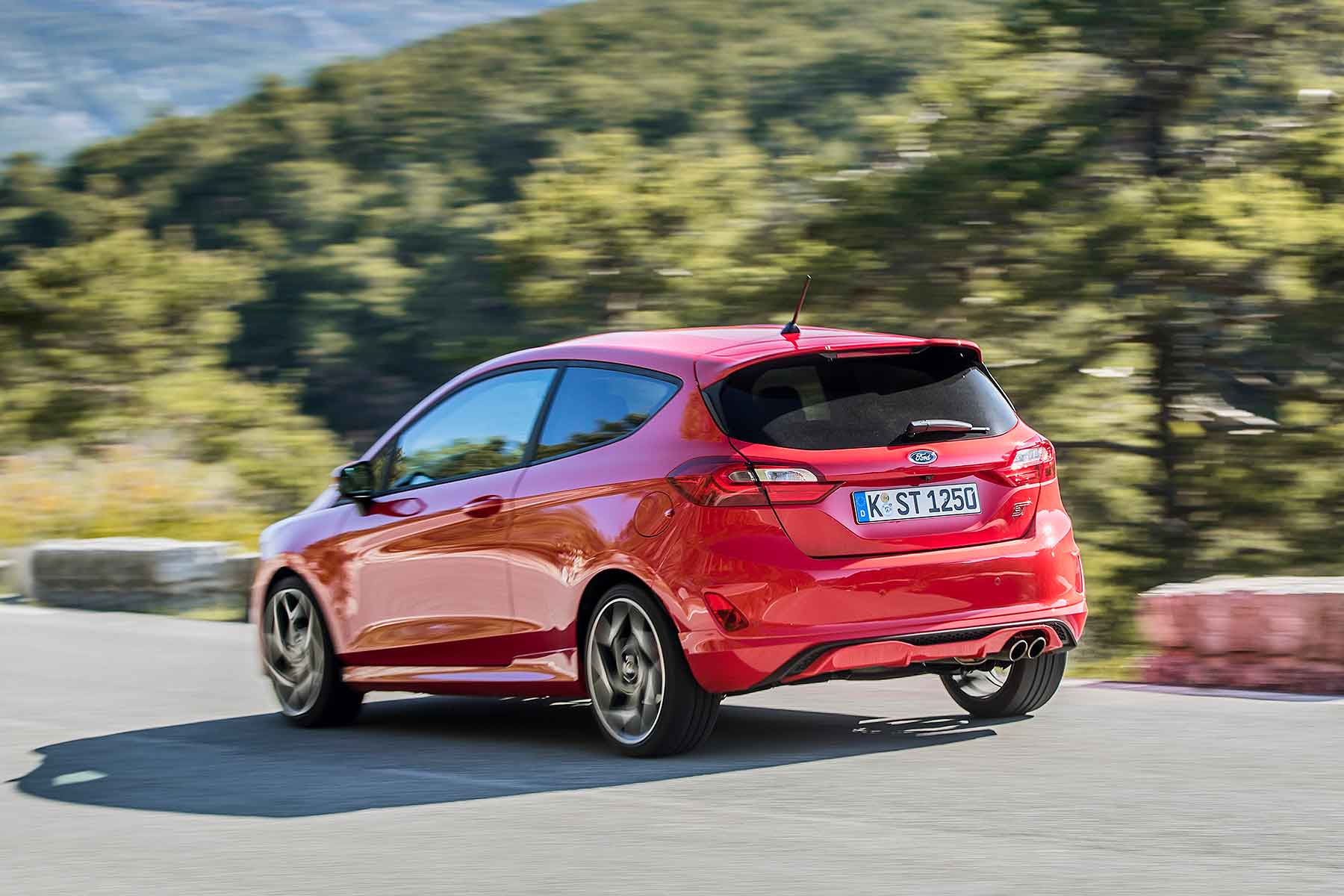 2018 Ford Fiesta ST in Race Red