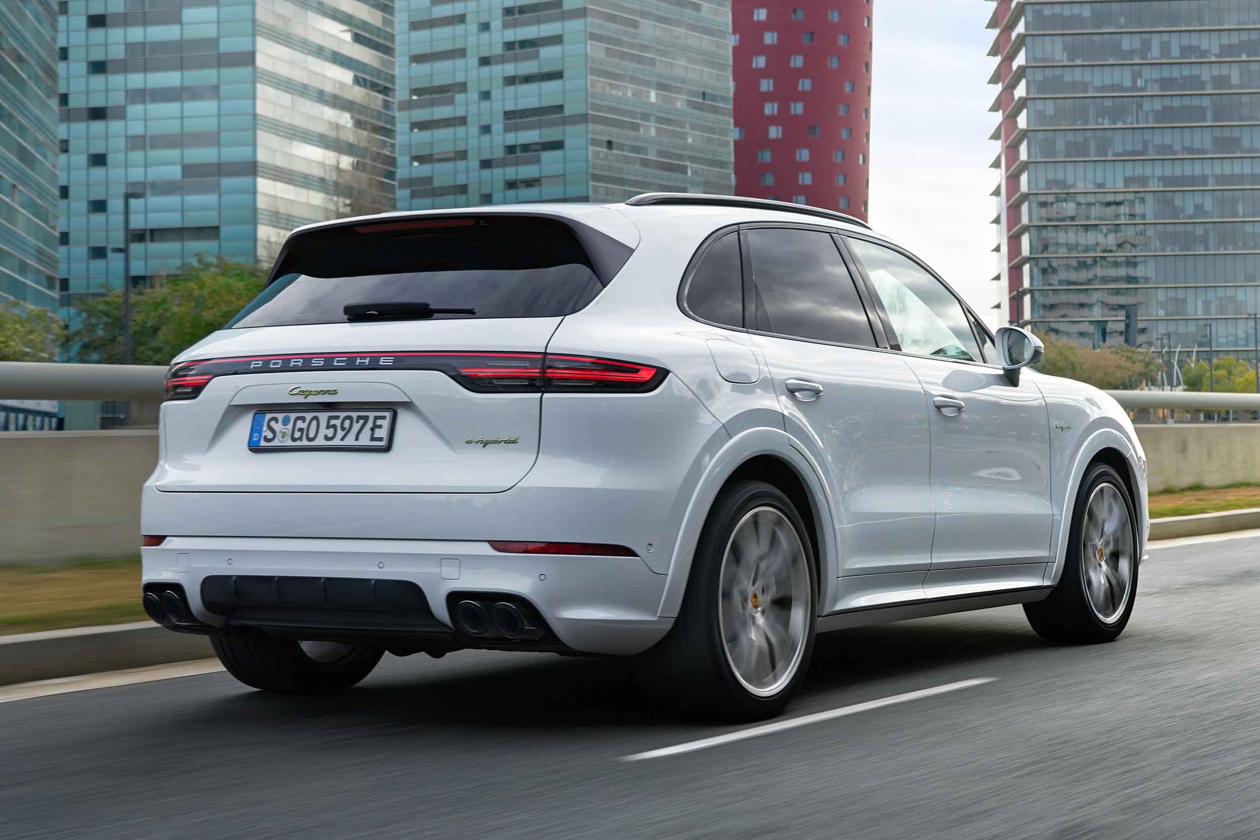 2018 Porsche Cayenne E-Hybrid