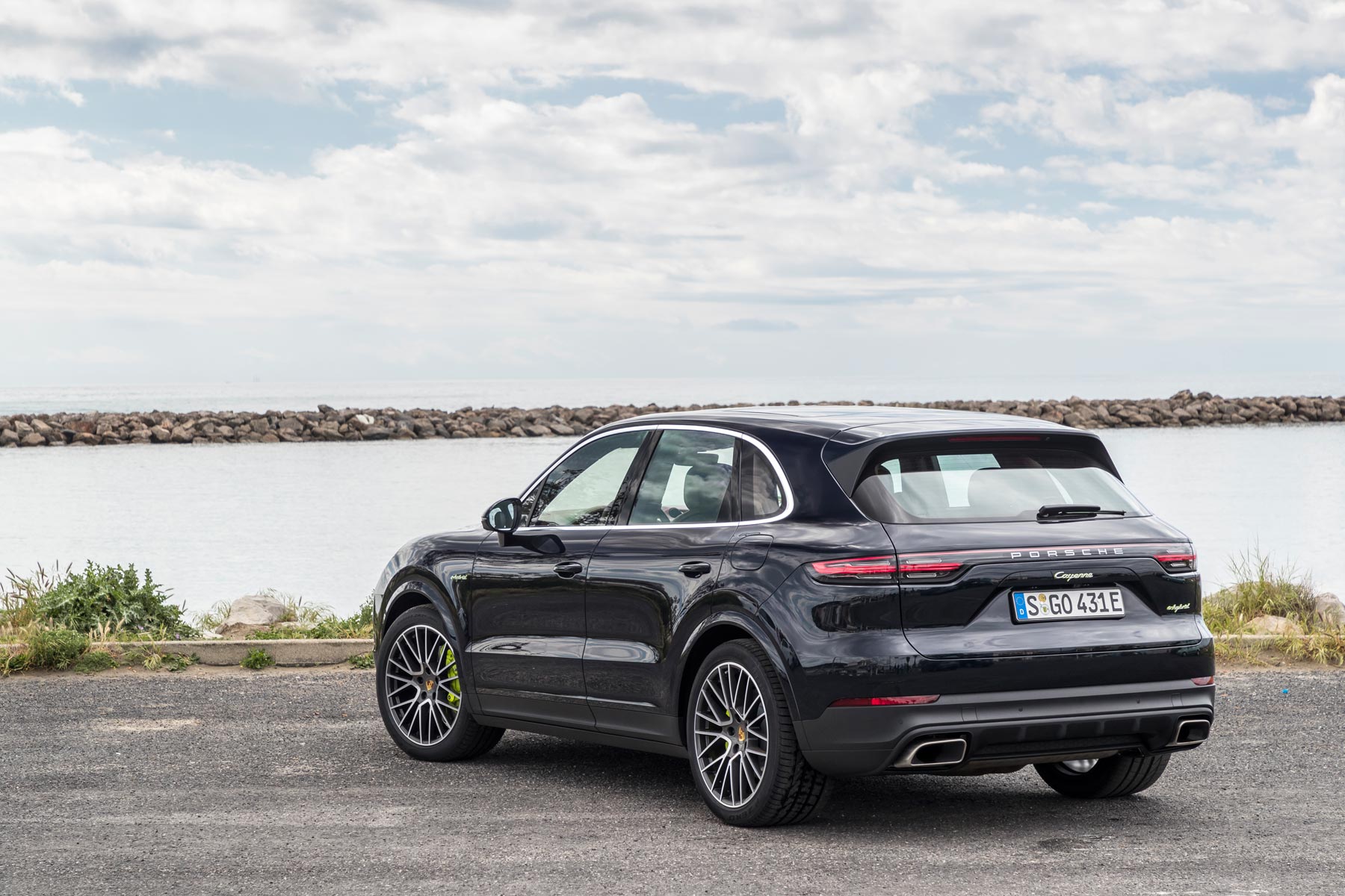 2018 Porsche Cayenne E-Hybrid review: demolishing the case for diesel