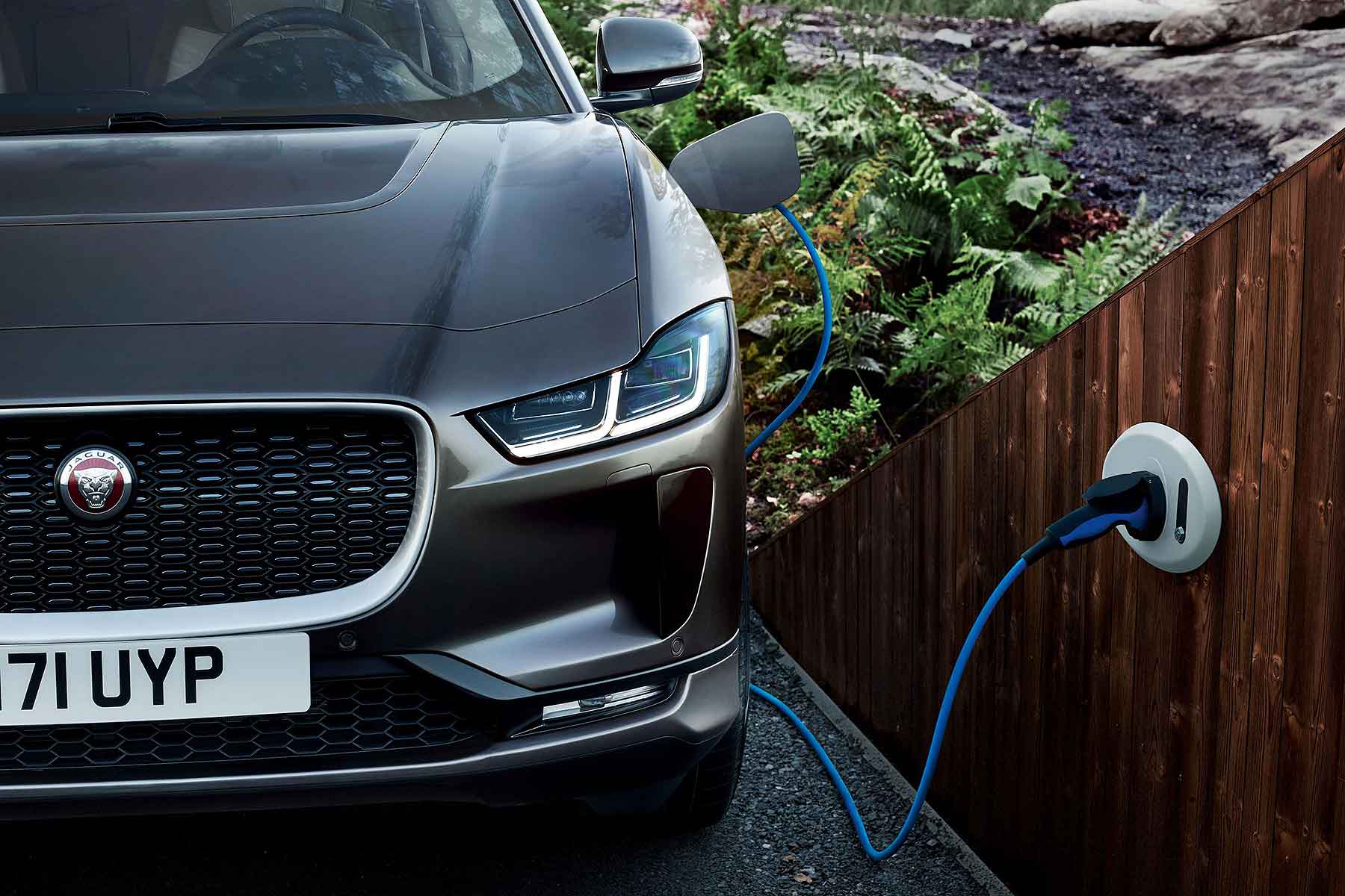 Jaguar I-Pace wallbox charging