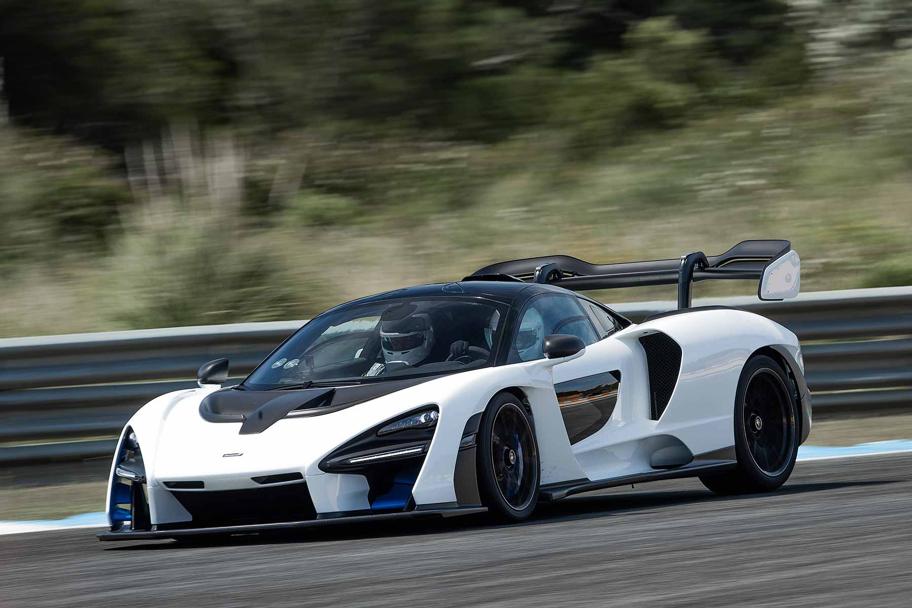 McLaren Senna