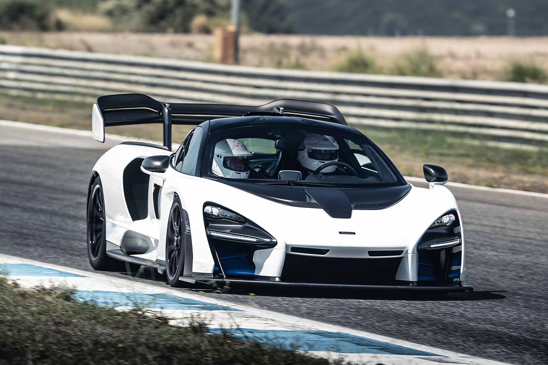 McLaren Senna