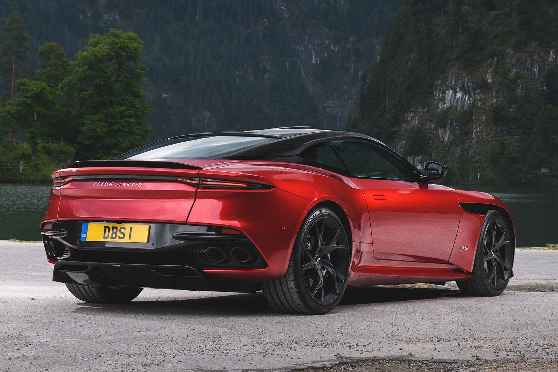 Aston Martin DBS Superleggera