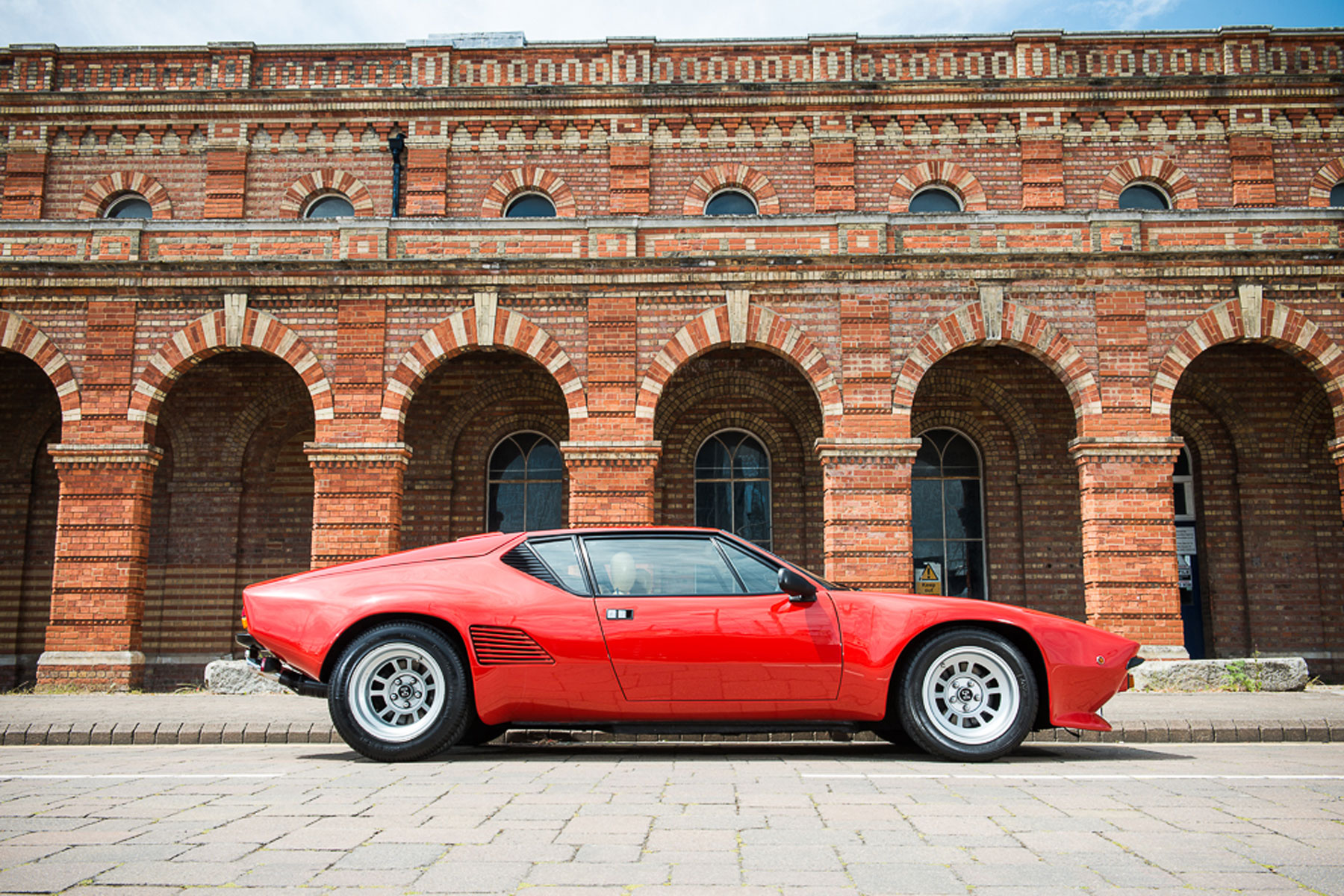 De Tomaso Pantera GT5-S