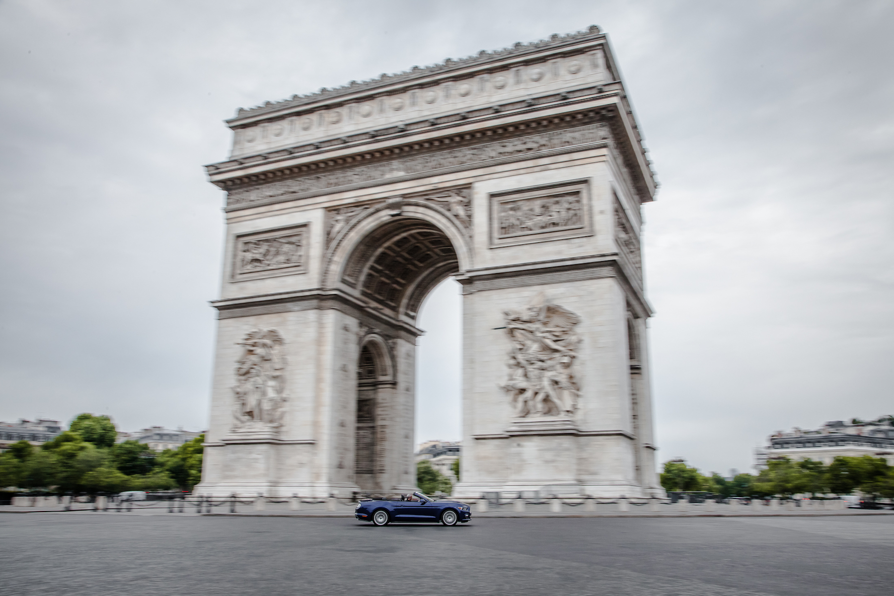 France air pollution traffic restrictions