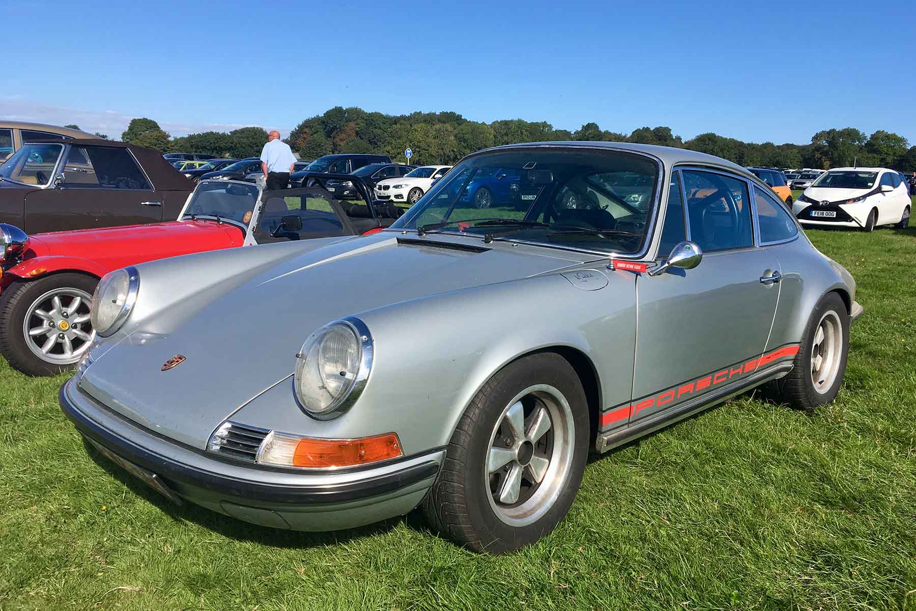 Amazing cars of the Goodwood Revival car park