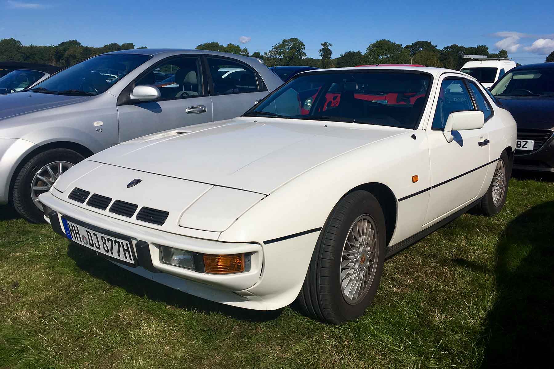 Amazing cars of the Goodwood Revival car park