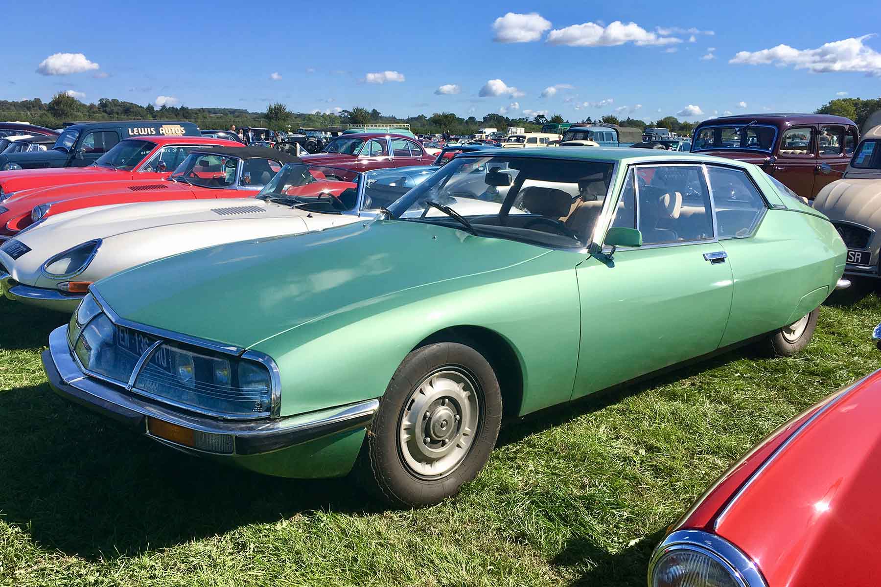 Amazing cars of the Goodwood Revival car park