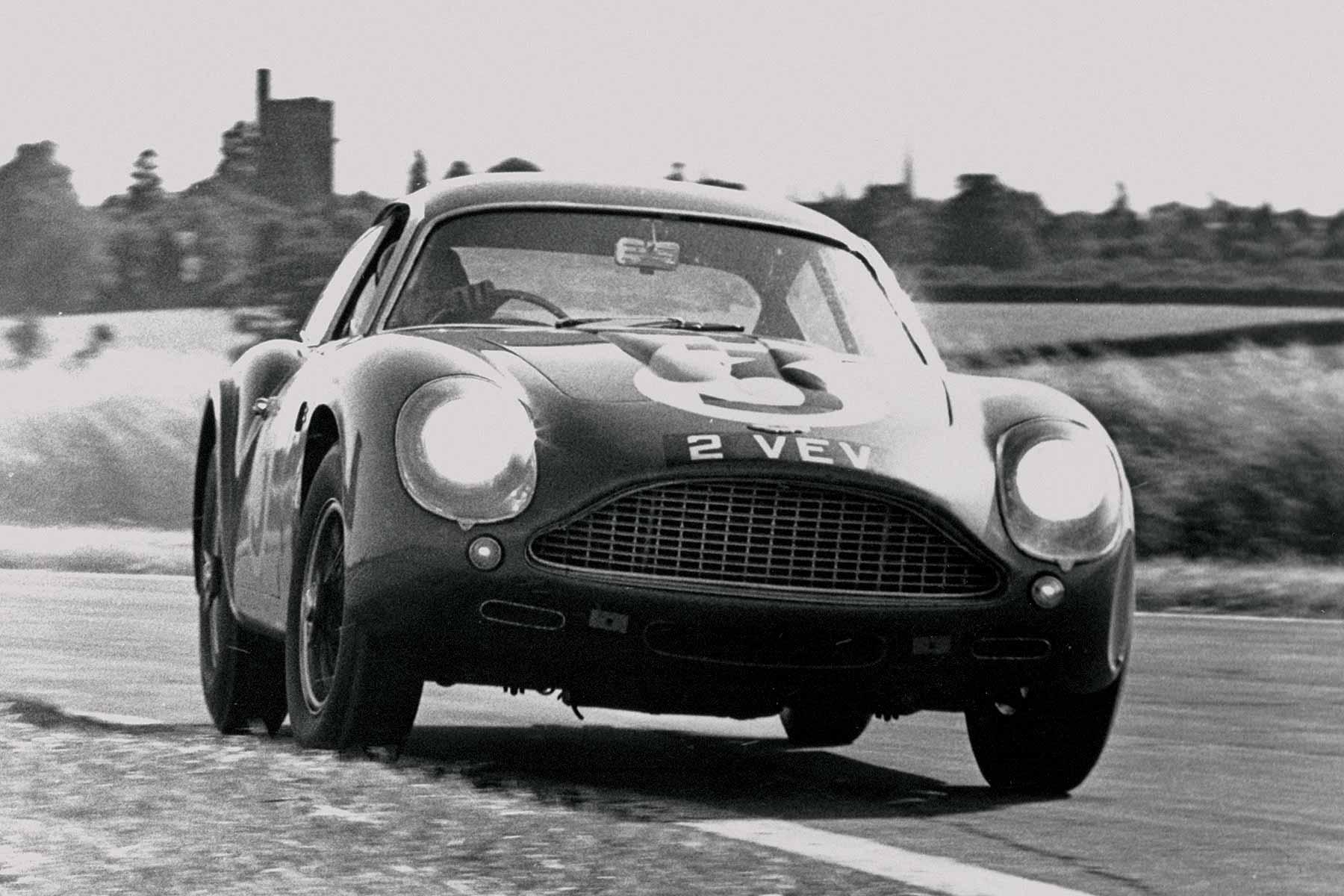 Aston Martin DB4 GT Zagato Continuation