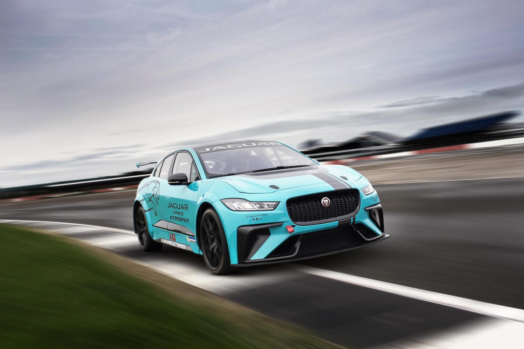 Jaguar I-Pace eTrophy Calendar announced