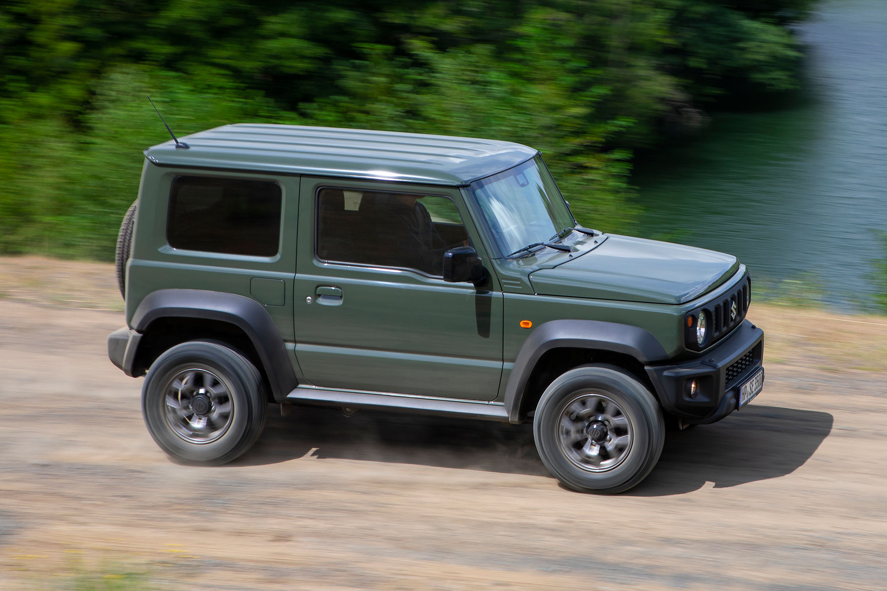 New Suzuki Jimny off-road