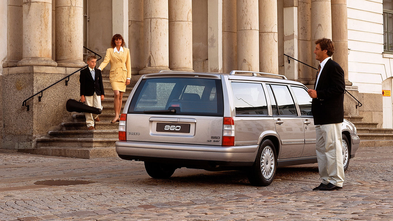 History of Volvo estates